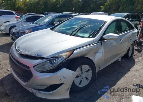 2013 Hyundai Sonata Hybrid из США, поврежденный, VIN KMHEC4A43DA066415